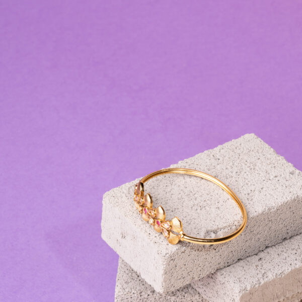 Elegant American Diamond Kada